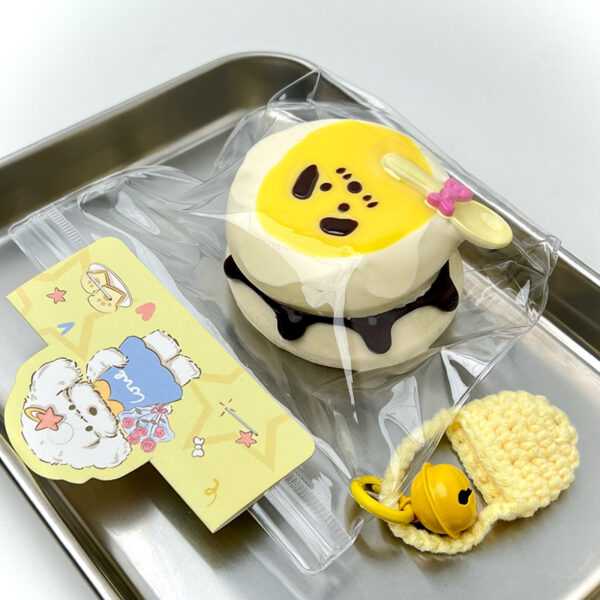 4【퍼피 빵 시리즈】모방 식품 스퀴시 슬라임, 식품급 실리콘 소재로 수제 제작한 안전 무독한 스트레스 해소 장난감입니다. 손 근육 단련하고 정신적 스트레스를 완화해 드릴 뿐만 아니라 세탁 가능하며, 40000원 구매 시 무료 배송해 드립니다.