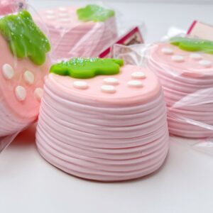 초초두툼 딸기 크레이프 케이크